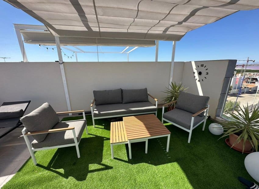 2 soveværelse Penthouse til salg i Los Balcones - € 264.900 (Ref: 9357670)