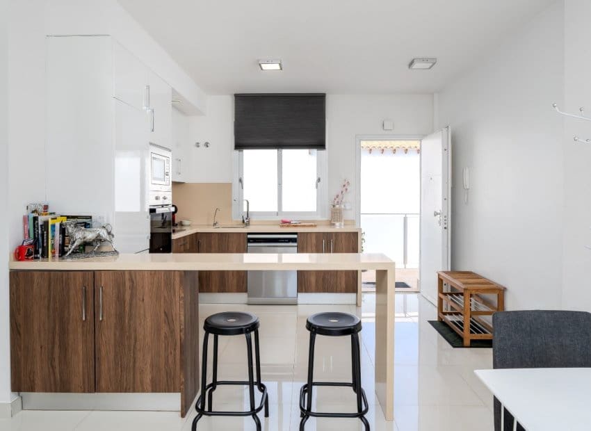 2 makuuhuone Kattohuoneisto myytävänä paikassa Orihuela Costa mukana uima-altaan - 289 000 € (Ref: 9360519)