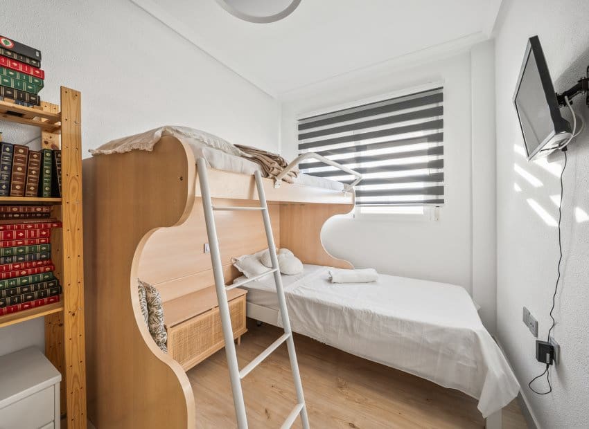 2 slaapkamer Penthouse te koop in La Mata - € 420.000 (Ref: 9363257)