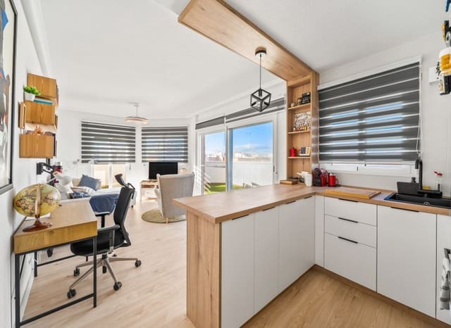 2 slaapkamer Penthouse te koop in Gaspar Perelló, Torrevieja - € 420.000 (Ref: 9363257)