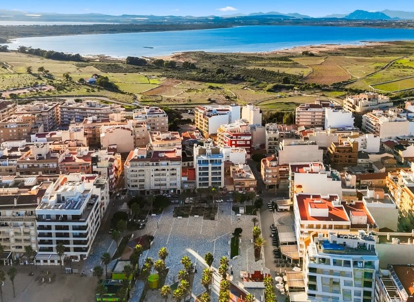 2 slaapkamer Penthouse te koop in La Mata - € 420.000 (Ref: 9363257)