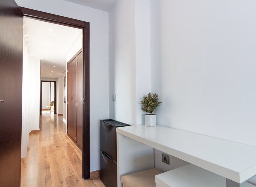 3 soverom Penthouse til salgs i Torrevieja med svømmebasseng - € 395 000 (Ref: 9368981)