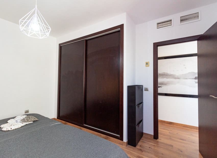 3 soverom Penthouse til salgs i Torrevieja med svømmebasseng - € 395 000 (Ref: 9368981)