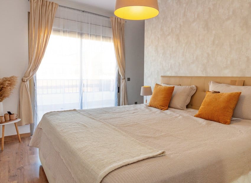 3 soverom Penthouse til salgs i Torrevieja med svømmebasseng - € 395 000 (Ref: 9368981)