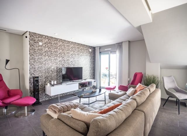 4 sypialnia Penthouse na sprzedaż w Villamartin, Orihuela z basenem - 550 000 € (Ref: 9368982)