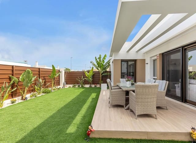 2 chambre Villa/Maison Semi-Mitoyenne à vendre à Vistabella, Orihuela avec piscine - 349 000 € (Ref: 9368983)