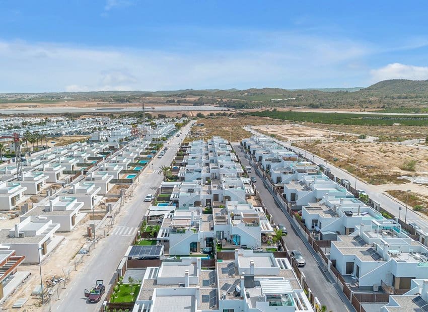 2 slaapkamer Halfvrijstaande villa te koop in Vistabella met zwembad - € 349.000 (Ref: 9368983)