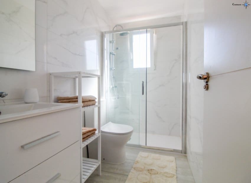 2 slaapkamer Appartement te koop in Orihuela Costa met zwembad - € 247.000 (Ref: 9368984)