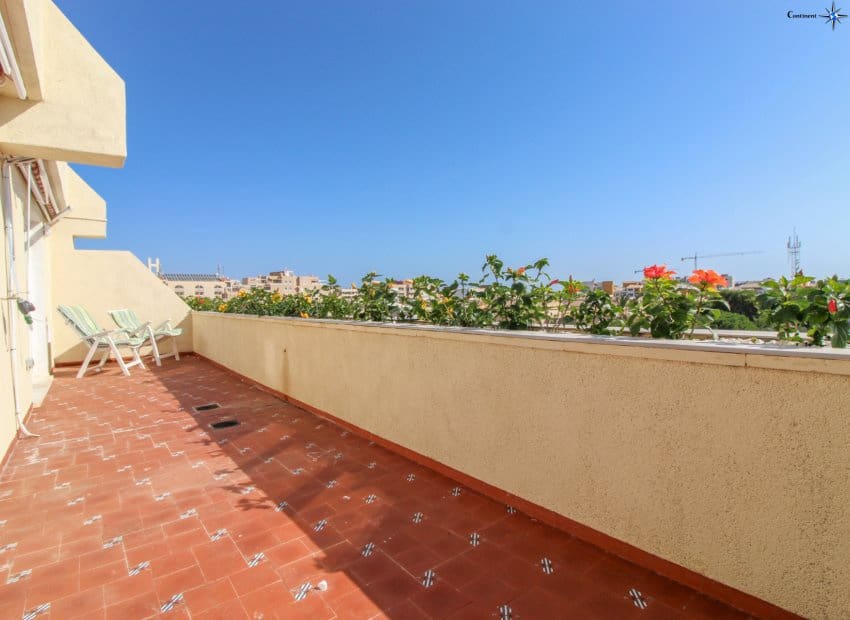 2 slaapkamer Appartement te koop in Orihuela Costa met zwembad - € 247.000 (Ref: 9368984)