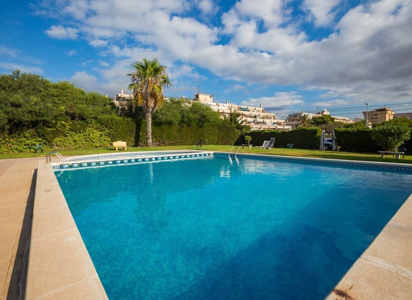 2 slaapkamer Appartement te koop in Orihuela Costa met zwembad - € 247.000 (Ref: 9368984)