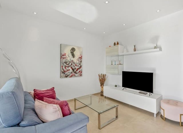 2 slaapkamer Appartement te koop in La Zenia, Orihuela met zwembad - € 335.000 (Ref: 9379545)