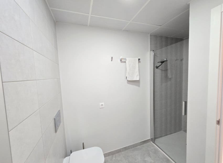 2 bedroom Apartment for sale in Villamartin with pool garage - € 285,000 (Ref: 9379754)