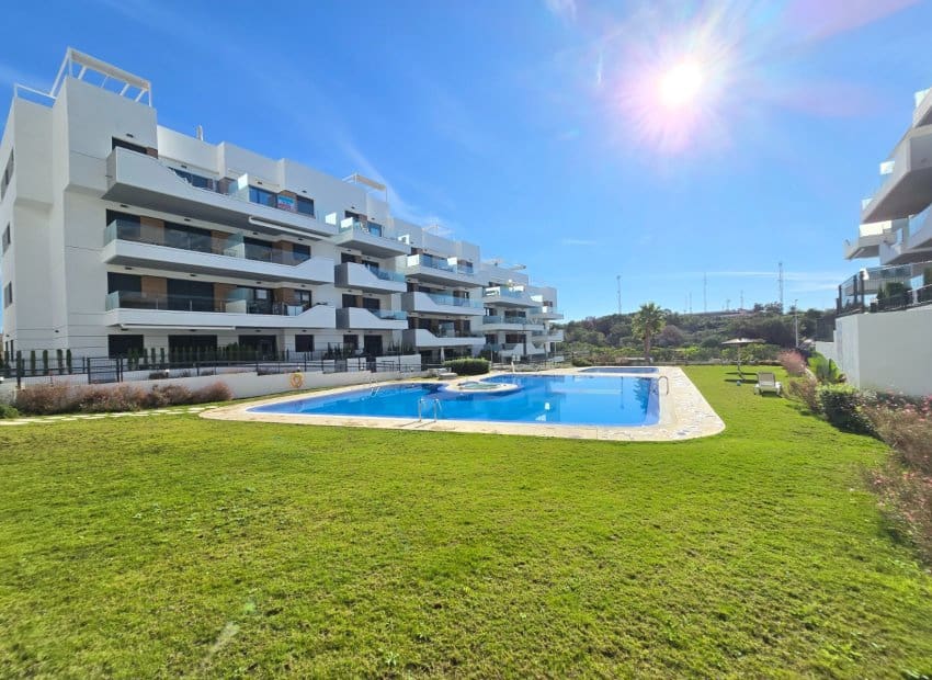 2 bedroom Apartment for sale in Villamartin with pool garage - € 285,000 (Ref: 9379754)