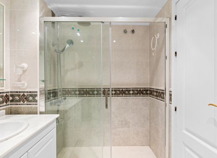 2 bedroom Penthouse for sale in Orihuela Costa with pool - € 279,000 (Ref: 9379965)