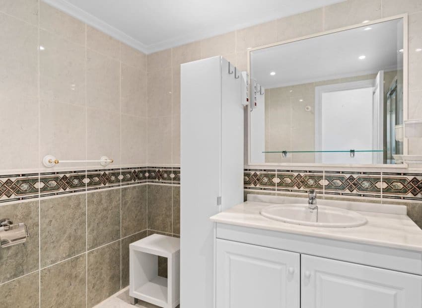 2 bedroom Penthouse for sale in Orihuela Costa with pool - € 279,000 (Ref: 9379965)