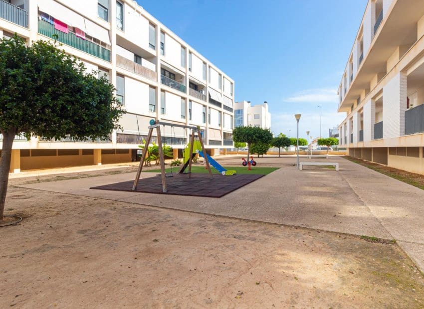 1 quarto Apartamento para venda em Orihuela Costa com piscina - 149 000 € (Ref: 9379966)