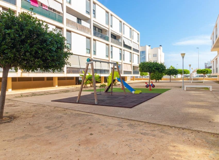 1 quarto Apartamento para venda em Orihuela Costa com piscina - 149 000 € (Ref: 9379966)