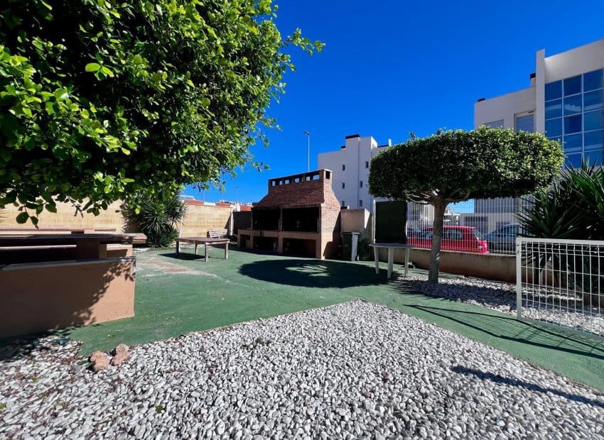 1 quarto Apartamento para venda em Orihuela Costa com piscina - 149 000 € (Ref: 9379966)