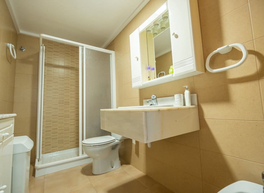 2 bedroom Beach Apartment for sale in Mil Palmeras with pool - € 365,000 (Ref: 9379967)