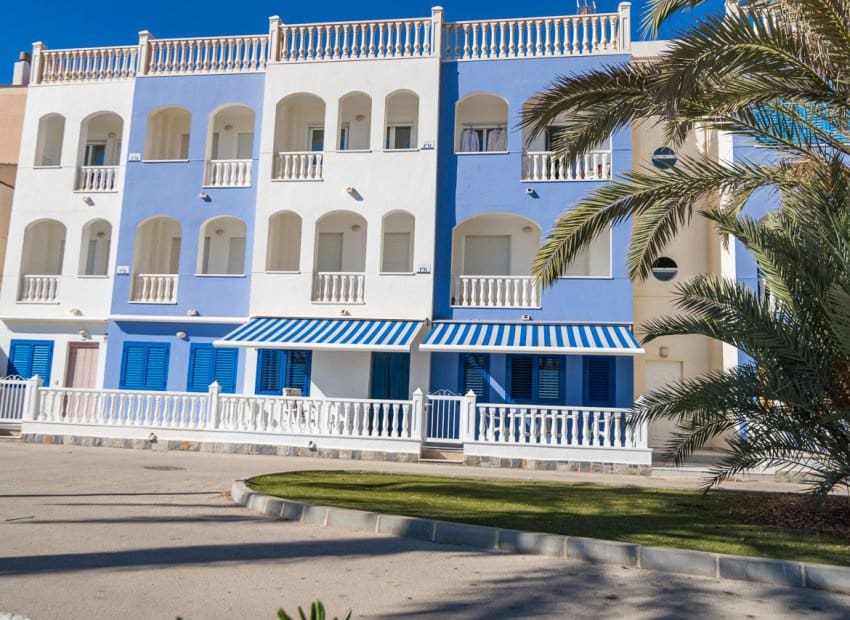 2 bedroom Beach Apartment for sale in Mil Palmeras with pool - € 365,000 (Ref: 9379967)