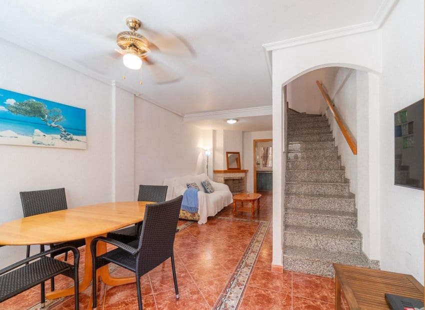 3 camera da letto Casa in vendita in Playa Flamenca con piscina - 169.000 € (Rif: 9379968)