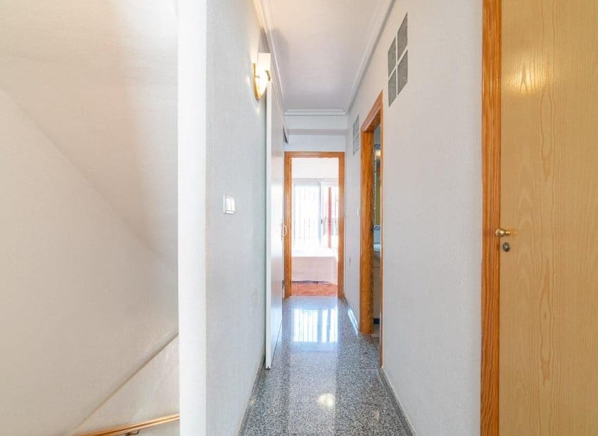 3 camera da letto Casa in vendita in Playa Flamenca con piscina - 169.000 € (Rif: 9379968)