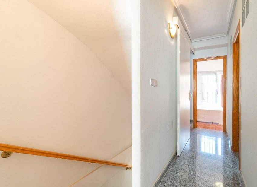 3 camera da letto Casa in vendita in Playa Flamenca con piscina - 169.000 € (Rif: 9379968)