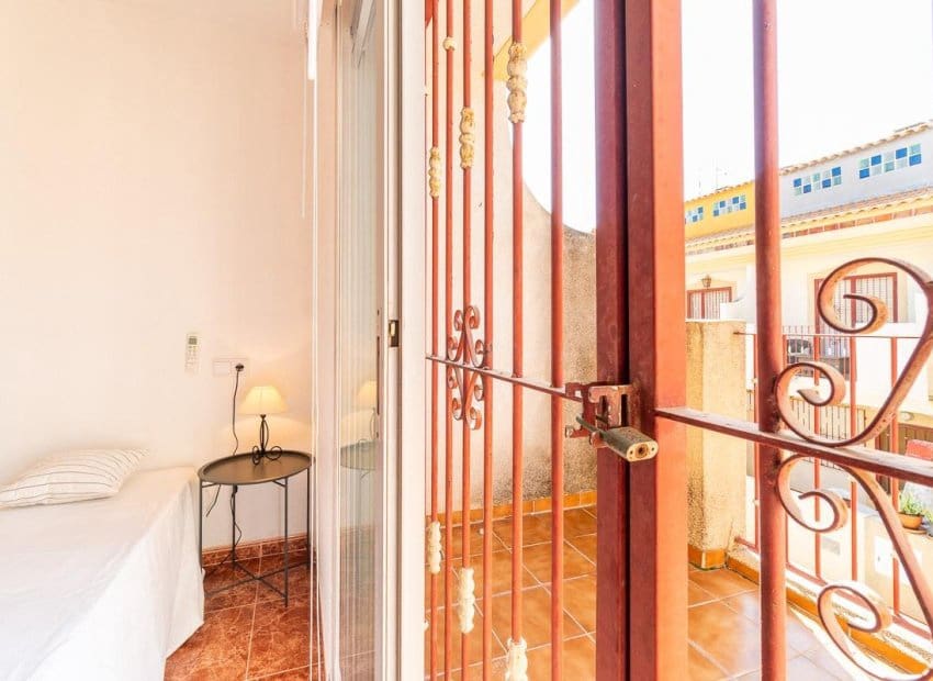 3 camera da letto Casa in vendita in Playa Flamenca con piscina - 169.000 € (Rif: 9379968)