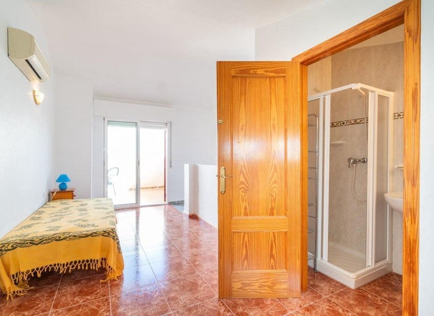 3 camera da letto Casa in vendita in Playa Flamenca con piscina - 169.000 € (Rif: 9379968)