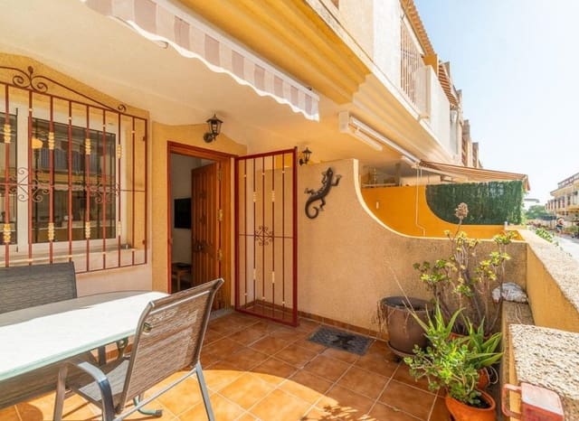 3 slaapkamer Huis te koop in Playa Flamenca, Orihuela met zwembad - € 169.000 (Ref: 9379968)