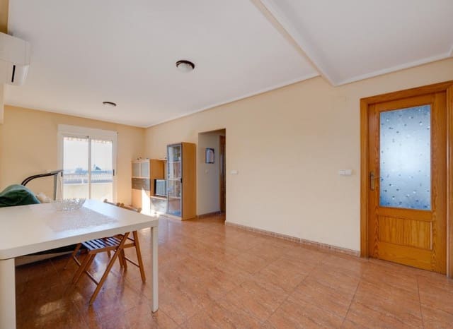 2 makuuhuone Huoneisto myytävänä paikassa Parque de las Naciones, Torrevieja mukana uima-altaan - 139 990 € (Ref: 9379972)