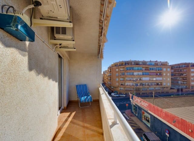 2 makuuhuone Huoneisto myytävänä paikassa Parque de las Naciones, Torrevieja mukana uima-altaan - 139 990 € (Ref: 9379972)