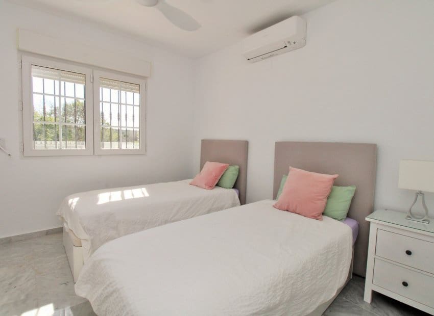 3 slaapkamer Villa te koop in Las Ramblas Golf met zwembad - € 499.000 (Ref: 9386597)