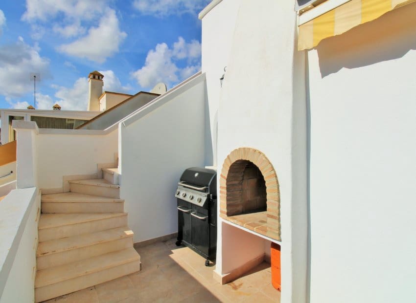 3 slaapkamer Villa te koop in Las Ramblas Golf met zwembad - € 499.000 (Ref: 9386597)