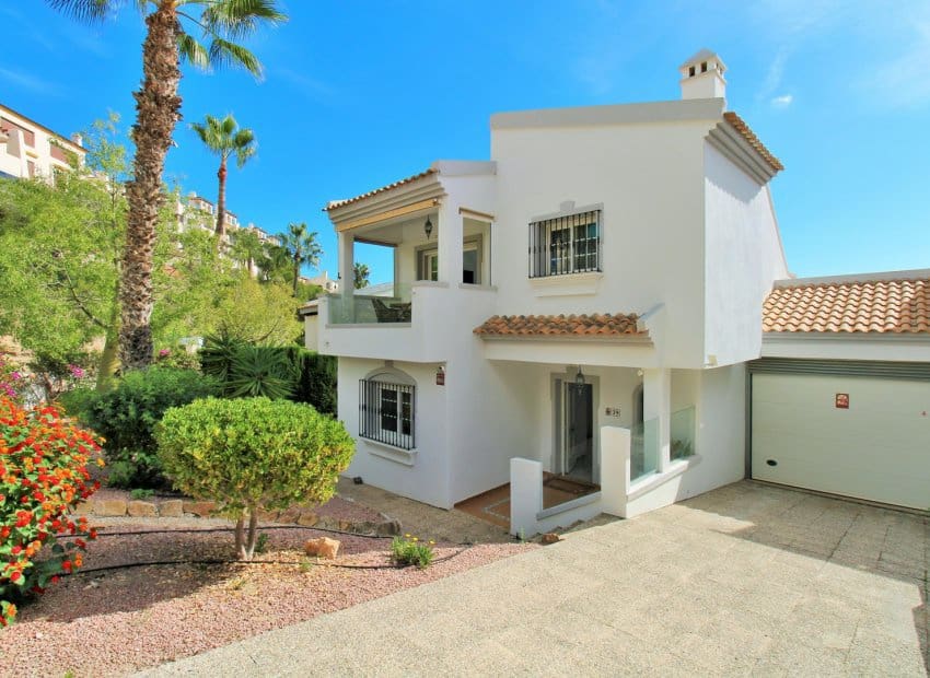 3 slaapkamer Villa te koop in Las Ramblas Golf met zwembad - € 499.000 (Ref: 9386597)