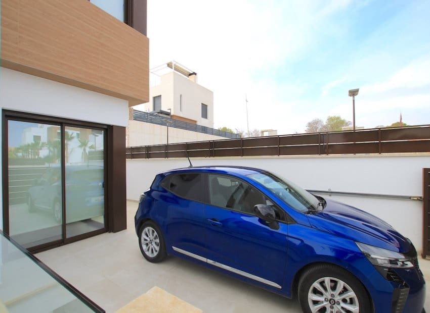 3 makuuhuone Paritalo myytävänä paikassa Algorfa mukana uima-altaan - 485 000 € (Ref: 9386600)