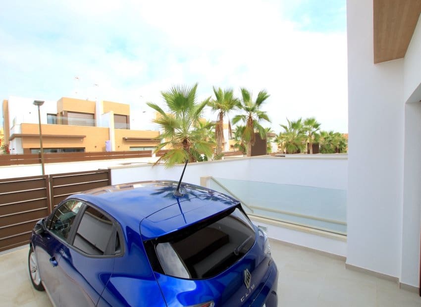 3 makuuhuone Paritalo myytävänä paikassa Algorfa mukana uima-altaan - 485 000 € (Ref: 9386600)