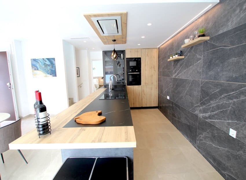 3 makuuhuone Paritalo myytävänä paikassa Algorfa mukana uima-altaan - 485 000 € (Ref: 9386600)