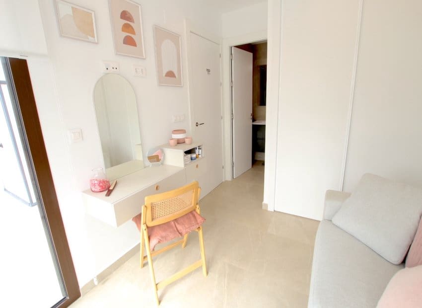 3 makuuhuone Paritalo myytävänä paikassa Algorfa mukana uima-altaan - 485 000 € (Ref: 9386600)