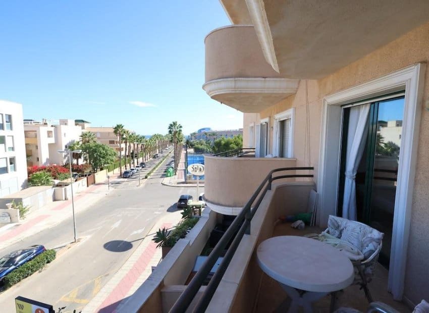 2 soverom Leilighet til salgs i Orihuela Costa med svømmebasseng - € 160 000 (Ref: 9386604)