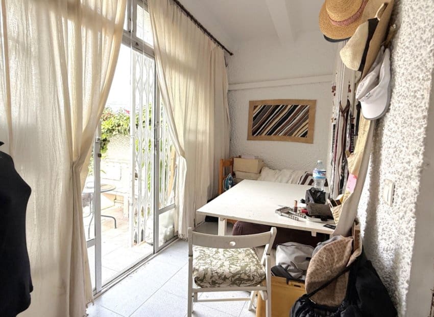 1 slaapkamer Bungalow te koop in Torrevieja - € 89.000 (Ref: 9386605)