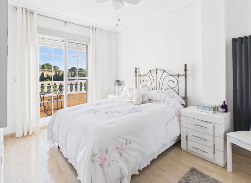 3 chambre Villa/Maison à vendre à Pinar de Campoverde avec piscine - 397 500 € (Ref: 9386606)