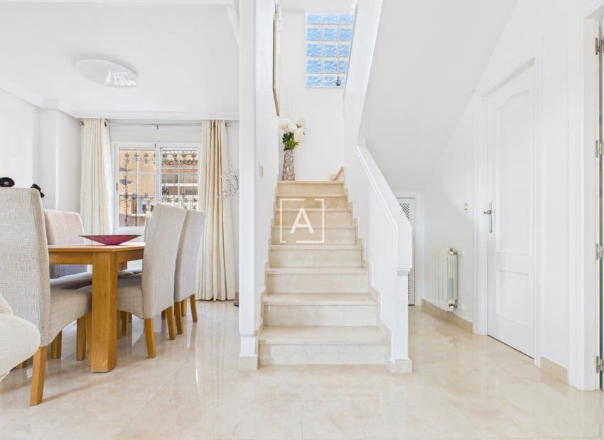 3 chambre Villa/Maison à vendre à Pinar de Campoverde avec piscine - 397 500 € (Ref: 9386606)