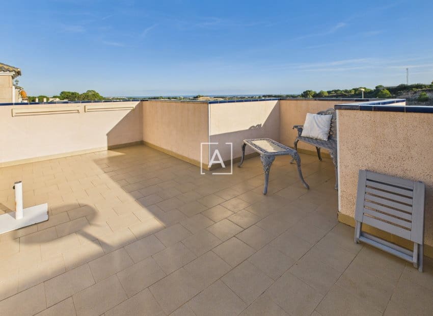 3 chambre Villa/Maison à vendre à Pinar de Campoverde avec piscine - 397 500 € (Ref: 9386606)