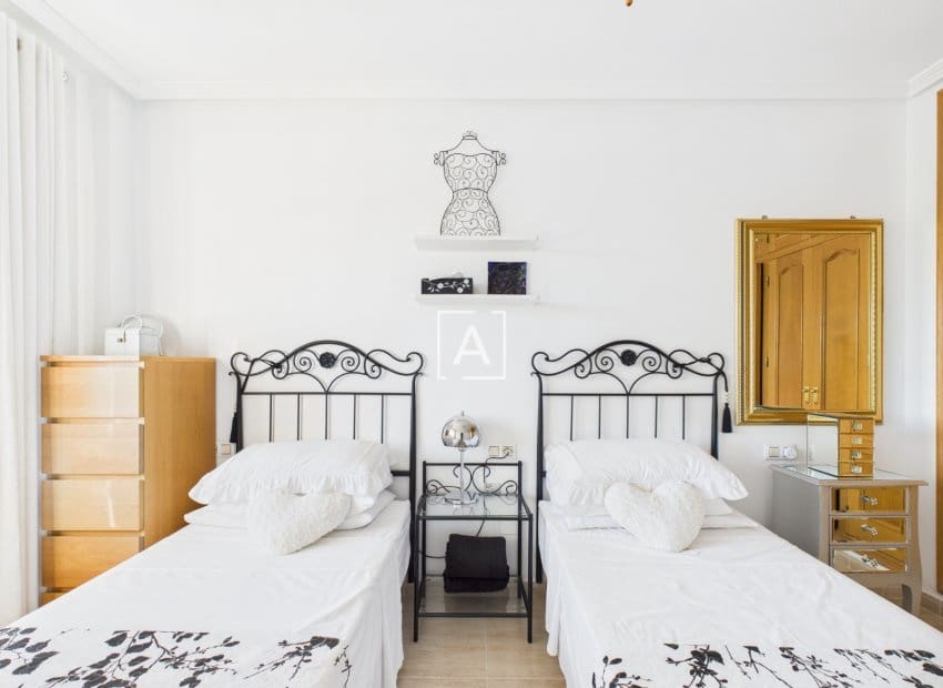 3 chambre Villa/Maison à vendre à Pinar de Campoverde avec piscine - 397 500 € (Ref: 9386606)