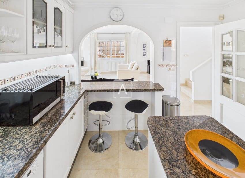 3 chambre Villa/Maison à vendre à Pinar de Campoverde avec piscine - 397 500 € (Ref: 9386606)