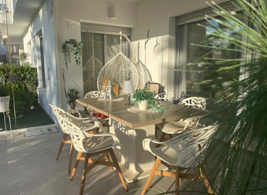 2 soveværelse Lejlighed til salg i Vistabella med swimmingpool - € 295.000 (Ref: 9386607)