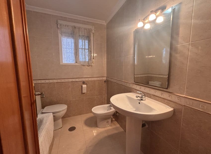 2 bedroom Apartment for sale in Orihuela Costa with pool - € 139,950 (Ref: 9388816)