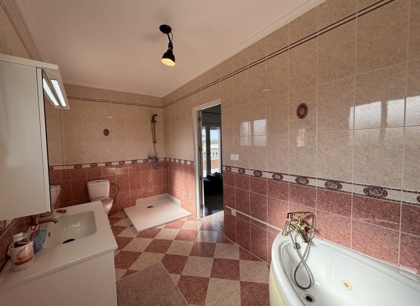 5 soveværelse Villa til salg i Benijofar med swimmingpool - € 650.000 (Ref: 9388820)