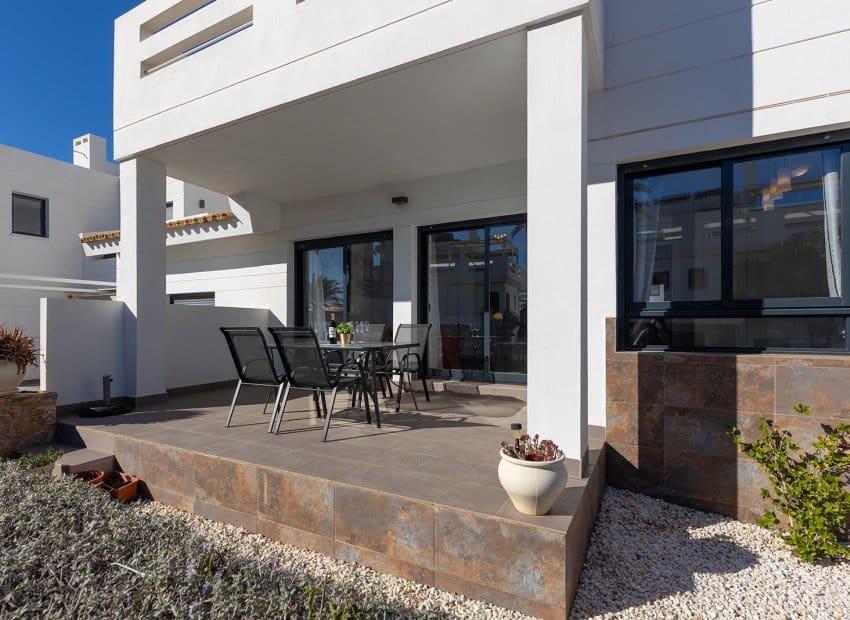 2 soverom Leilighet til salgs i Las Ramblas Golf med svømmebasseng - € 234 999 (Ref: 9388822)